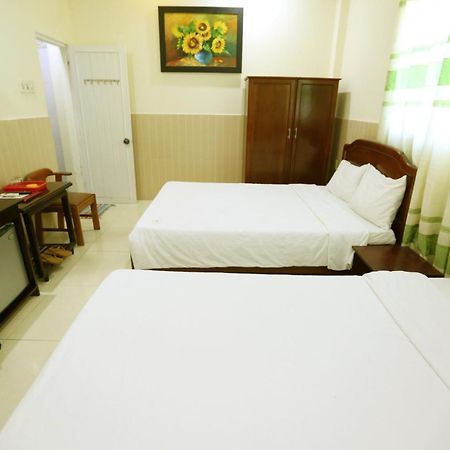 Minh Quang Hotel ホイアン エクステリア 写真