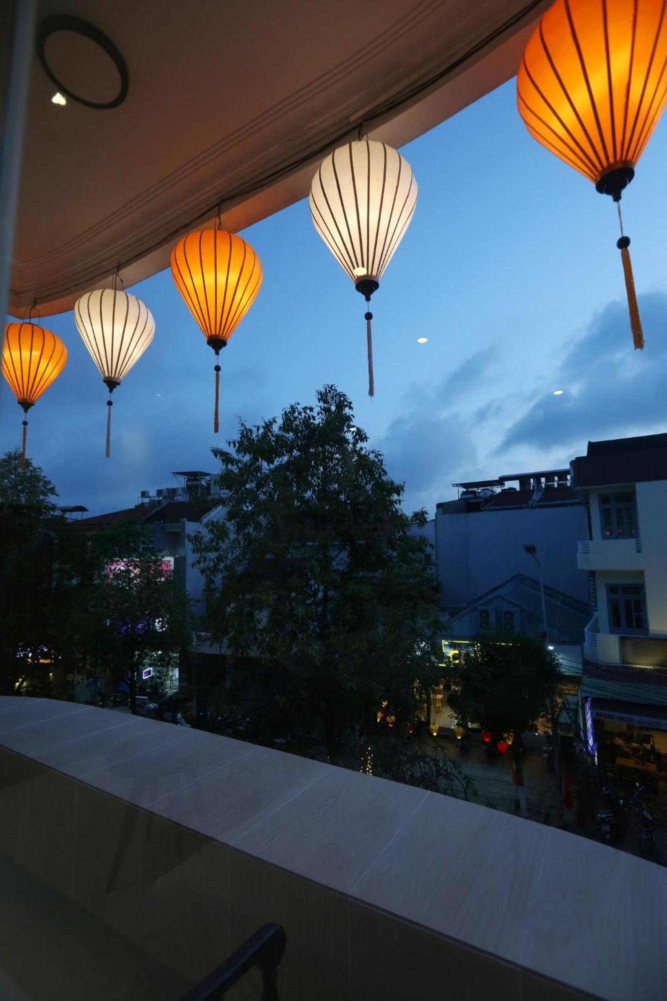 Minh Quang Hotel ホイアン エクステリア 写真