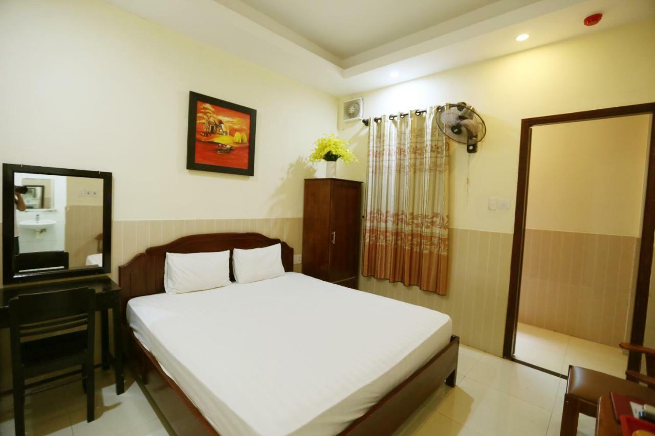 Minh Quang Hotel ホイアン エクステリア 写真