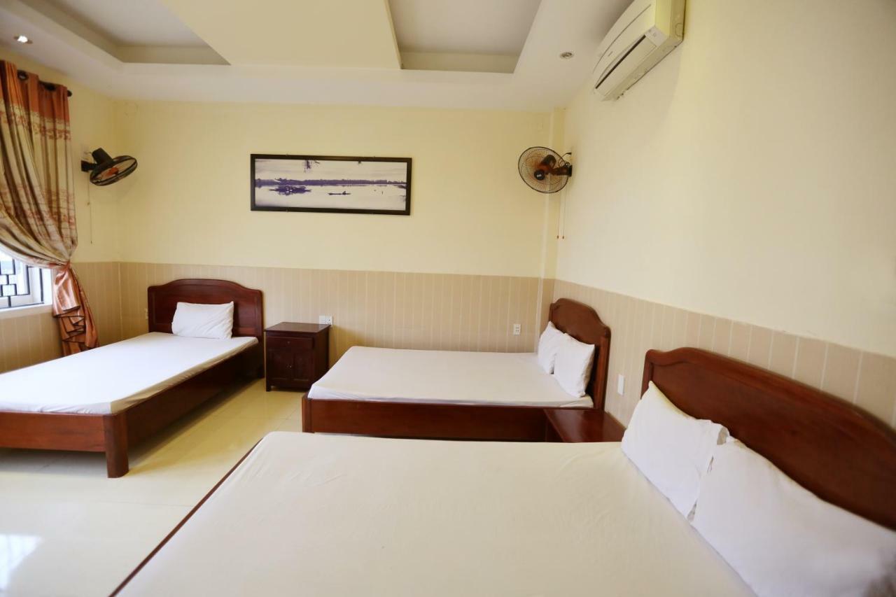 Minh Quang Hotel ホイアン エクステリア 写真